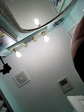 Snapshot of SexyNikki6969 chatting on 3, 4, 2026 SexyNikki6969 online show from 3, 4, 2026