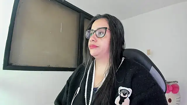 smile sweetpao online show from 27, 2, 2025