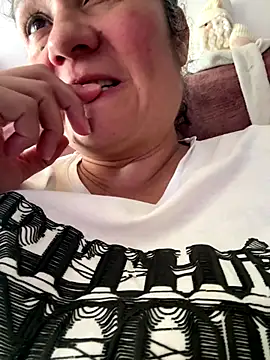 Snapshot of gabiTetas chatting on 19, 12, 2025 gabiTetas online show from 19, 12, 2025
