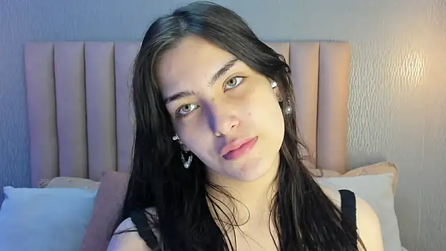 Snapshot of Alexa_Thaylor_ chatting on 27, 9, 2025 Alexa Thaylor online show from 27, 9, 2025