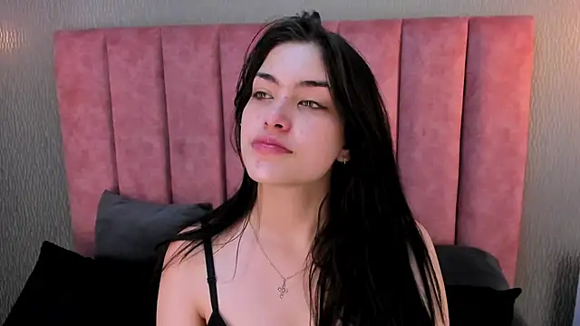 Snapshot of Alexa_Thaylor_ chatting on 20, 11, 2025 Alexa Thaylor online show from 20, 11, 2025