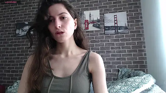  Hot Lady  online show from 17, 1, 2025