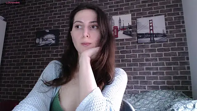  Hot Lady  online show from 21, 1, 2025