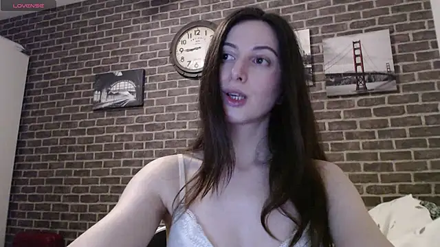  Hot Lady  online show from 16, 2, 2025