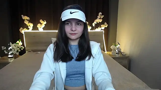 JasmineAsha online show from 18, 4, 2026