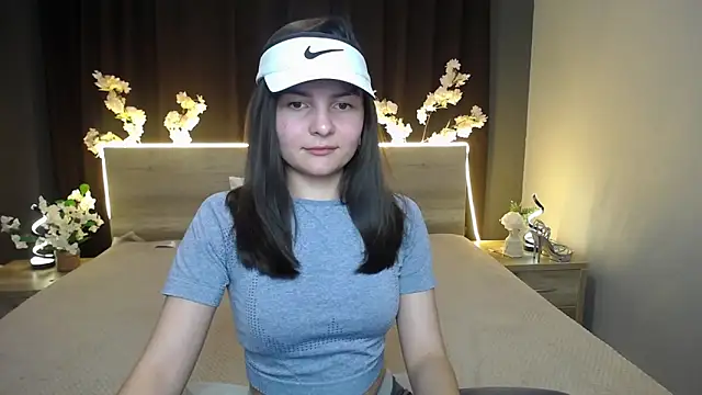 JasmineAsha online show from 18, 4, 2026