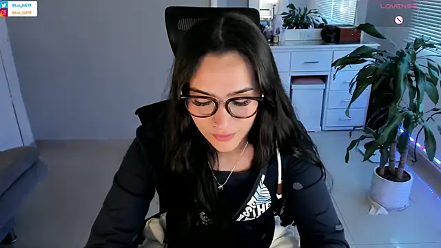 Snapshot of ImLui_lu chatting on 15, 1, 2025 ImLui lu online show from 15, 1, 2025
