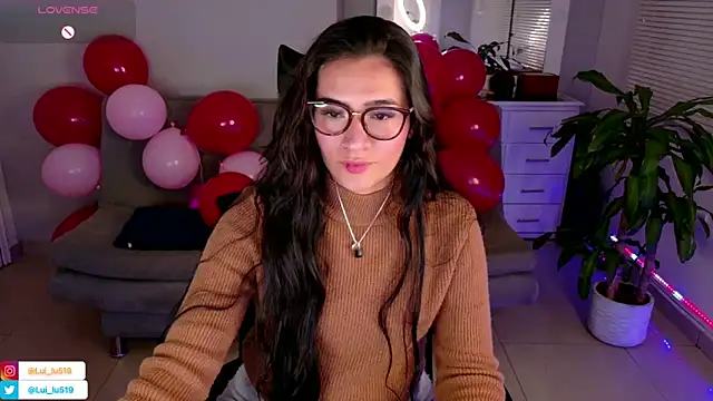 Snapshot of ImLui_lu chatting on 16, 2, 2025 ImLui lu online show from 16, 2, 2025