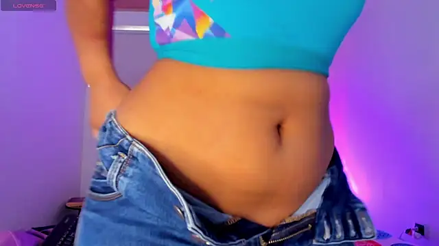 Snapshot of iriss_25 chatting on 11, 9, 2025 iriss 25 online show from 11, 9, 2025