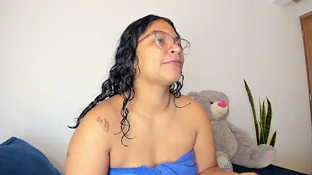 Snapshot of iriss_25 chatting on 28, 2, 2026 iriss 25 online show from 28, 2, 2026