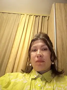 Snapshot of ROXOLANAA_SEXY chatting on 14, 1, 2026 ROXOLANAA SEXY online show from 14, 1, 2026