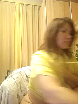 Snapshot of ROXOLANAA_SEXY chatting on 17, 1, 2026 ROXOLANAA SEXY online show from 17, 1, 2026