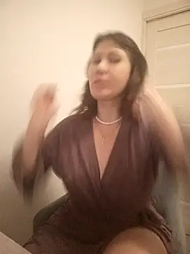 Snapshot of ROXOLANAA_SEXY chatting on 20, 2, 2026 ROXOLANAA SEXY online show from 20, 2, 2026