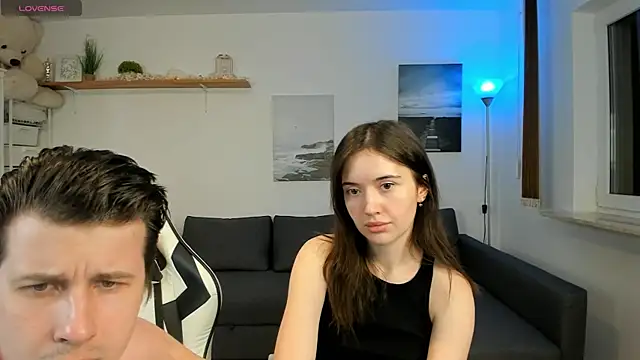 PollyFlame online show from 2, 2, 2025