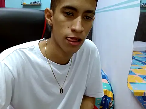 Angelstripboy online show from 4, 12, 2024