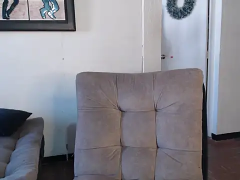 Liamiler01  online show from 6, 12, 2024