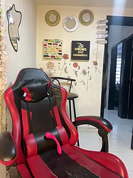 Liamiler01  online show from 22, 4, 2026