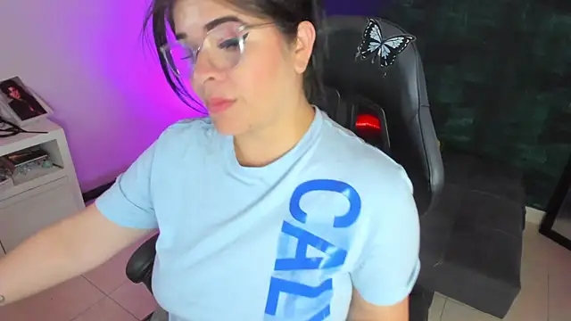 Snapshot of BellaFlaming chatting on 16, 1, 2025 BellaFlaming online show from 16, 1, 2025