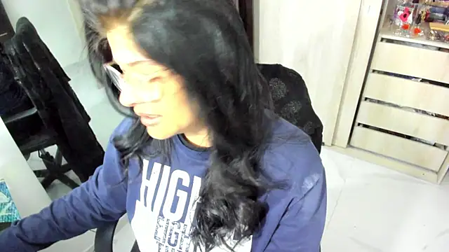 Snapshot of BellaFlaming chatting on 7, 7, 2026 BellaFlaming online show from 7, 7, 2026