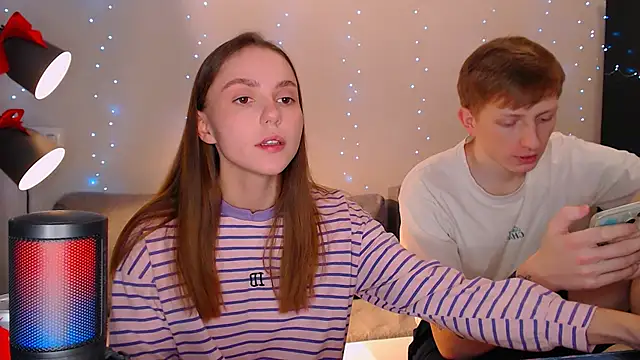 juliaanddima online show from 25, 12, 2024