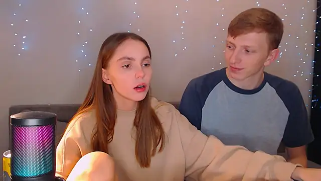 juliaanddima online show from 13, 3, 2025