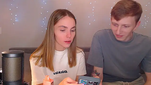 juliaanddima online show from 19, 3, 2025