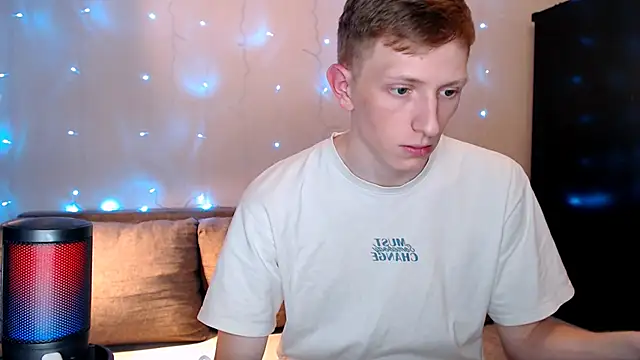 juliaanddima online show from 10, 9, 2025