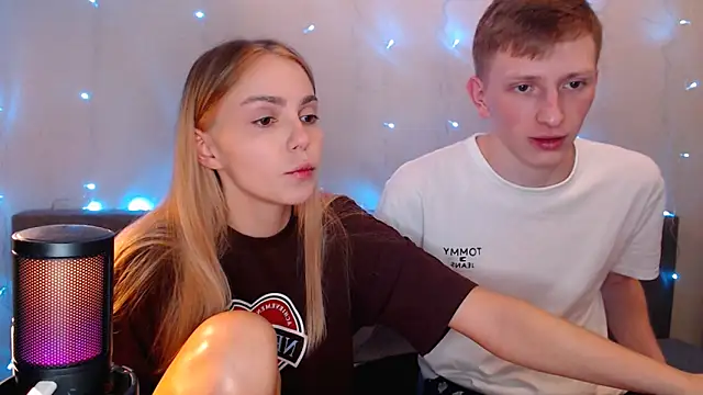 juliaanddima online show from 17, 9, 2025