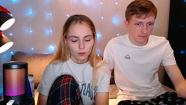 juliaanddima online show from 12, 10, 2025