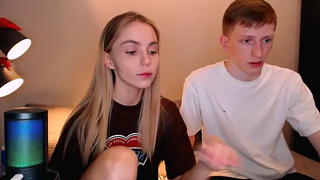 juliaanddima online show from 11, 11, 2025