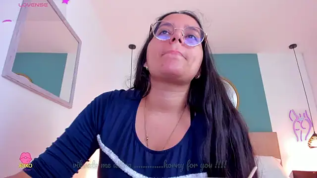 lucy blue28 online show from 18, 6, 2026