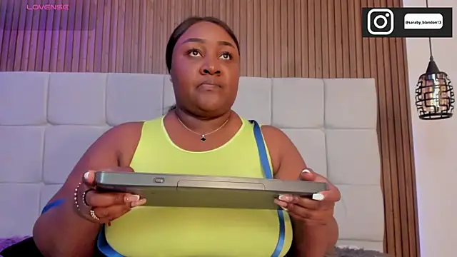 Saravy Blandon online show from 4, 2, 2026