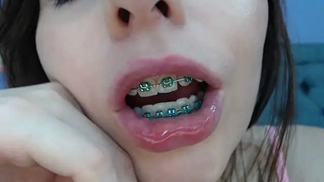 LilaSuni online show from 3, 12, 2024