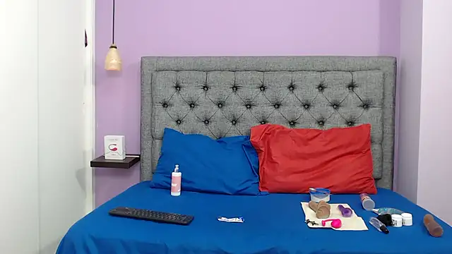 LilaSuni online show from 5, 12, 2024