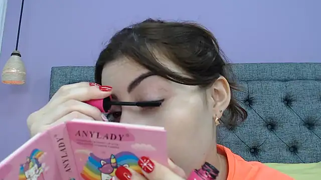 LilaSuni online show from 12, 12, 2024