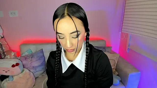 Snapshot of tinysara chatting on 26, 4, 2026 tinysara online show from 26, 4, 2026