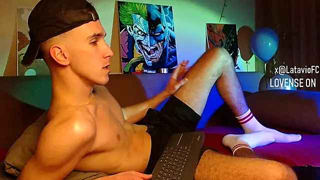 Snapshot of Midnighter_ chatting on 26, 12, 2024 Midnighter  online show from 26, 12, 2024