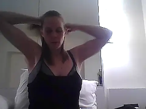 Snapshot of WildScorpio86 chatting on 10, 2, 2025 WildScorpio86 online show from 10, 2, 2025