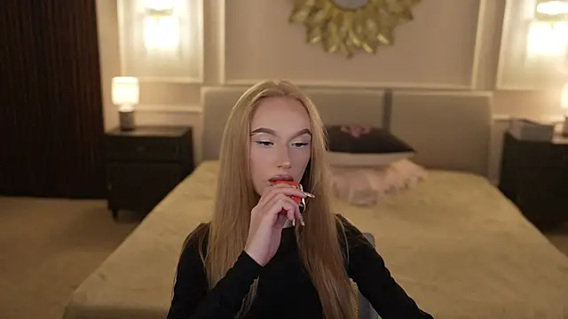 Amelia Blaze online show from 9, 9, 2025