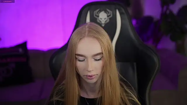 Amelia Blaze online show from 18, 9, 2025