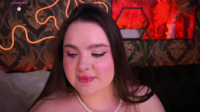 CuteAmberr online show from 2, 2, 2025