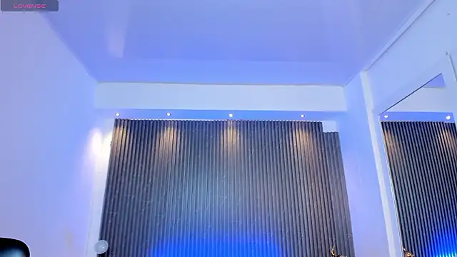 charlottewhitte online show from 14, 1, 2026