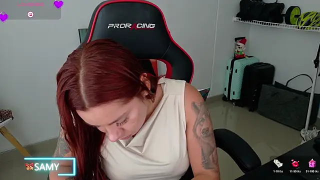 Snapshot of samantha_tattu chatting on 2, 12, 2025 samantha tattu online show from 2, 12, 2025