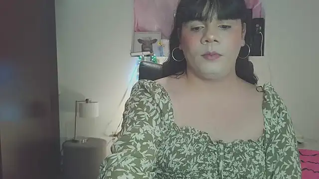 Snapshot of Violetacam_05 chatting on 19, 1, 2025 Violetacam 05 online show from 19, 1, 2025