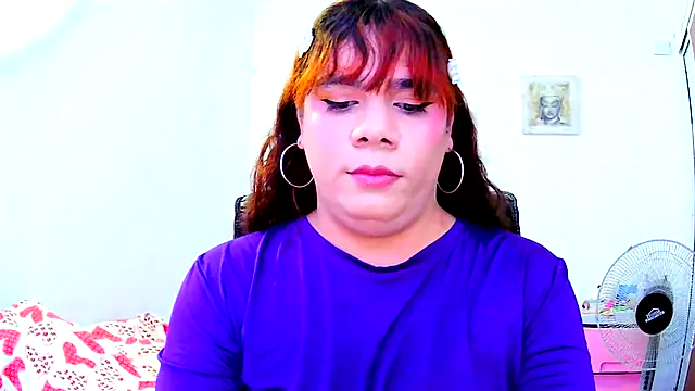 Snapshot of Violetacam_05 chatting on 8, 1, 2026 Violetacam 05 online show from 8, 1, 2026