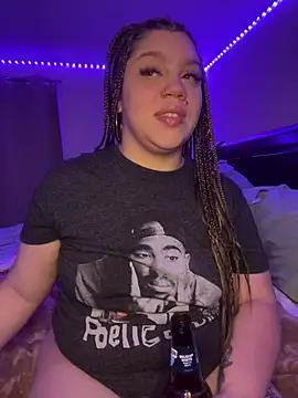 QueenNuttCollector online show from 21, 12, 2024