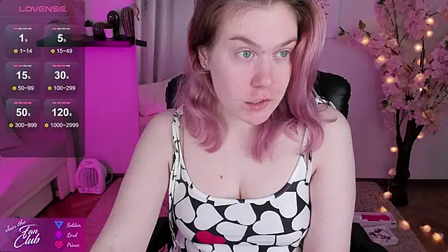 Snapshot of Nancy_Sun_ chatting on 6, 12, 2024 Nancy Sun online show from 6, 12, 2024