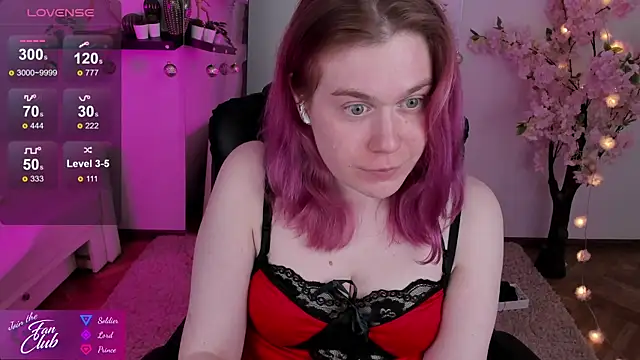 Snapshot of Nancy_Sun_ chatting on 30, 12, 2024 Nancy Sun online show from 30, 12, 2024