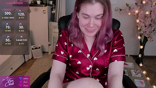 Snapshot of Nancy_Sun_ chatting on 10, 1, 2025 Nancy Sun online show from 10, 1, 2025