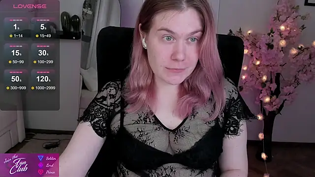 Snapshot of Nancy_Sun_ chatting on 3, 2, 2025 Nancy Sun online show from 3, 2, 2025
